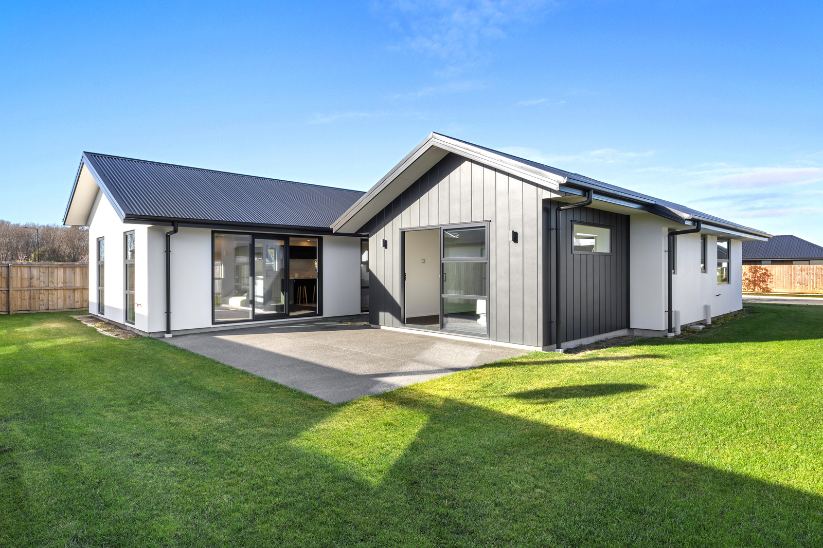 038_Open2view_ID608465-3_Cutler_Street__Woodend